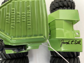 STEIGER CP1400 FPS show 2003 ZSM1015 1:32 Scale Models.