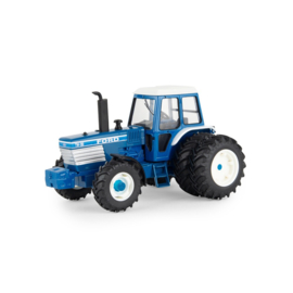 FORD TW35  Dubbellucht met Witte spatborden ERTL61038.