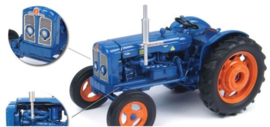 Fordson Super Major Red rims. UH4881 Scale 1:32