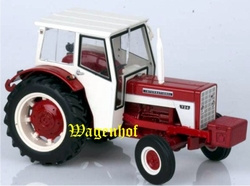 IH724 tractor Cab en frontgewicht  Replicagri Schaal 1:32