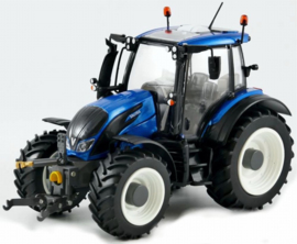 Valtra N174 in Metallic Blue. ROS301566 Scale 1:32