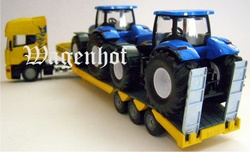 Scania tractor with low loader and NH T7070 tractors Scale 1:50