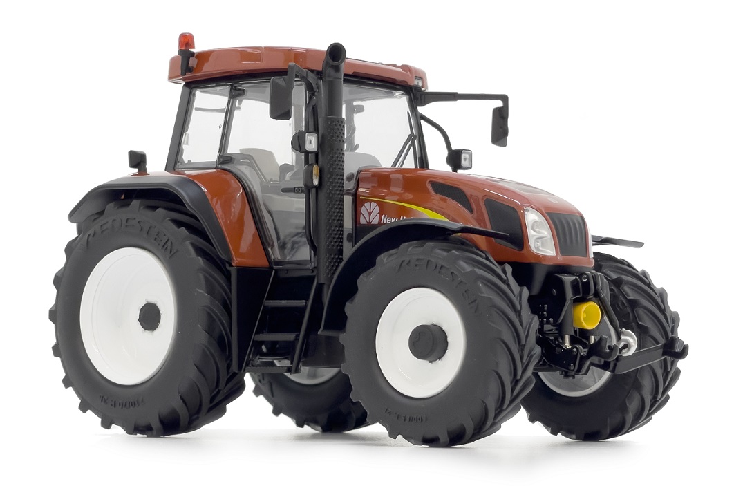 NEW HOLLAND T7550 trekker in TERRACOTTA MM2216. 750 stuks
