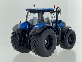 NEW HOLLAND T7.340 Blauw met Zwarte velgen. MM2405