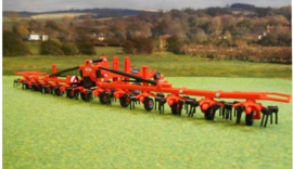 Kuhn GF13012 Cirkelschudder. Britains BR43144A1 Schaal 1:32