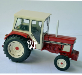 International Harvester 844 SB REP 105 Scale 1:32