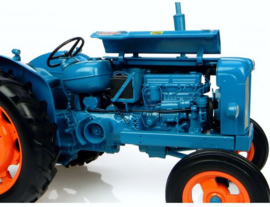 Fordson Power Major.  Universal Hobbies  UH2640  Schaal 1:16