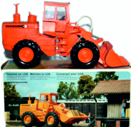 IHC - H 65 C Payloader Preiser PR45206 scale 1:24 / 1:25