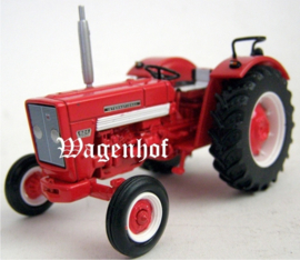 International Harverster 624 tractor Schaal 1:43