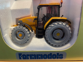 McCormick MC115 in Geel UH2399.