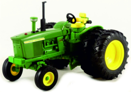 John Deere 4020 diesel ERTL 45681 1:32