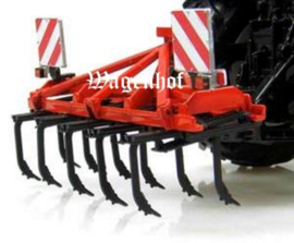 Quivogne Tiller T11 cultivator in the hitch. Universal Hobbies Scale 1:32
