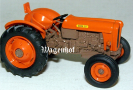 Someca 35 tractor Scale 1:43