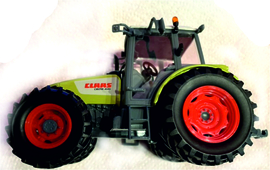 Claas CELTIS 446 tractor UH6005718652 dealer box. 1:32 (2005).