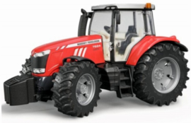 Massey Ferguson 7624 tractor BRU03046 Scale 1:16