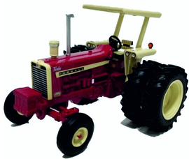 FARMALL 1206. 100 jaar FARMALL BRITAINS BR43363. 1:32 Die-Cast.