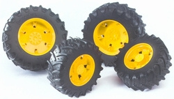 Yellow wheels for 03000 series tractors. Bruder BRU03304 Scale 1:16