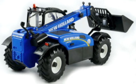 NH telehandler LM7.42 with bucket. Britains BR43085A1. Scale 1:32