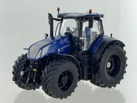 NEW HOLLAND T7.340 BLUE POWER met Zwarte velgen. MM2406