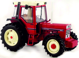 IH955XL tractor with 4WD REP247 2000pcs.