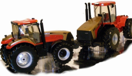 Case IH Steiger magnum 305 & Case IH Steiger 535 articulated tractor ERTL14615A Scale 1:32