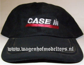 Case IH cap zwart zilveren IH en rode sandwich in de rand van de klep.