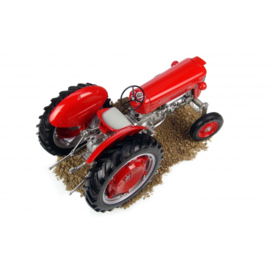 Massey Ferguson  50 High Arch tractor UH4200 schaal 1:16