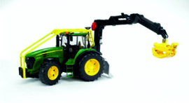 John Deere 7930 with forestry crane BRU3053