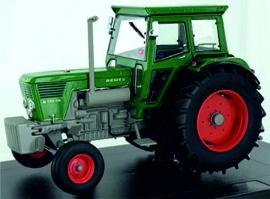 DEUTZ D130 06 trekker met 2WD en Cabine W2064 Lim Ed 400 stuks.