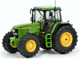 JD7710 tractor Schuco. SC07722 (2018) Schaal 1:32