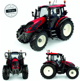 VALTRA G135 in Rood 750 stuks UH6293 1:32.