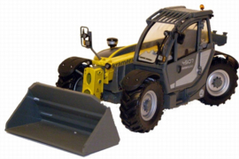 Kramer 4507 with bucket and clip Universal Hobbies Scale 1:32