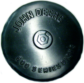 John Deere 600 series Disks Belt Buckle D&C1989.