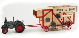 Lanz bulldog with threshing machine. Schuco.SC8989 Scale 1:32