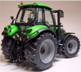 Deutz - Fahr Agrotron 6190 tractor W1031. Scale 1:32