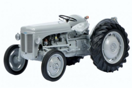 Ferguson TE 20 tractor Schuco SC00104 Scale 1:18