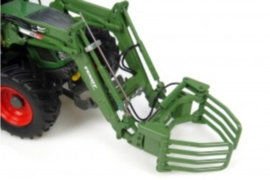 Fendt 516 Vario met voorlader en balenklem UH4271 Schaal 1:32