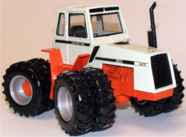 CASE 2470 Tractionking tractor 4 wheel steerable ERTL14647 Scale 1:32