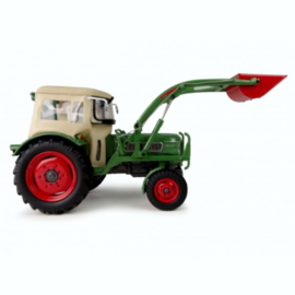 Fendt Farmer 2 met Fritzmeier cab en voorlader. UH4946 Schaal 1:32