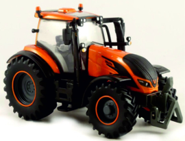 Valtra T254 tractor in Oranje Metallic Britains BR43273 1:32