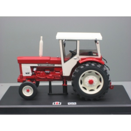 IH 946 2wd REP 108 Replicagri. Scale 1:32