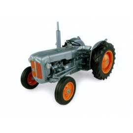 Fordson Dexta Alexandra palace UH5315 Scale 1:16