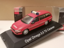 Opel Omega B caravan Feuerwehr