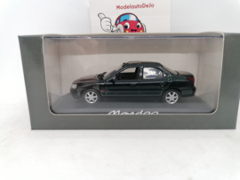 Ford Mondeo mk2 sedan groen