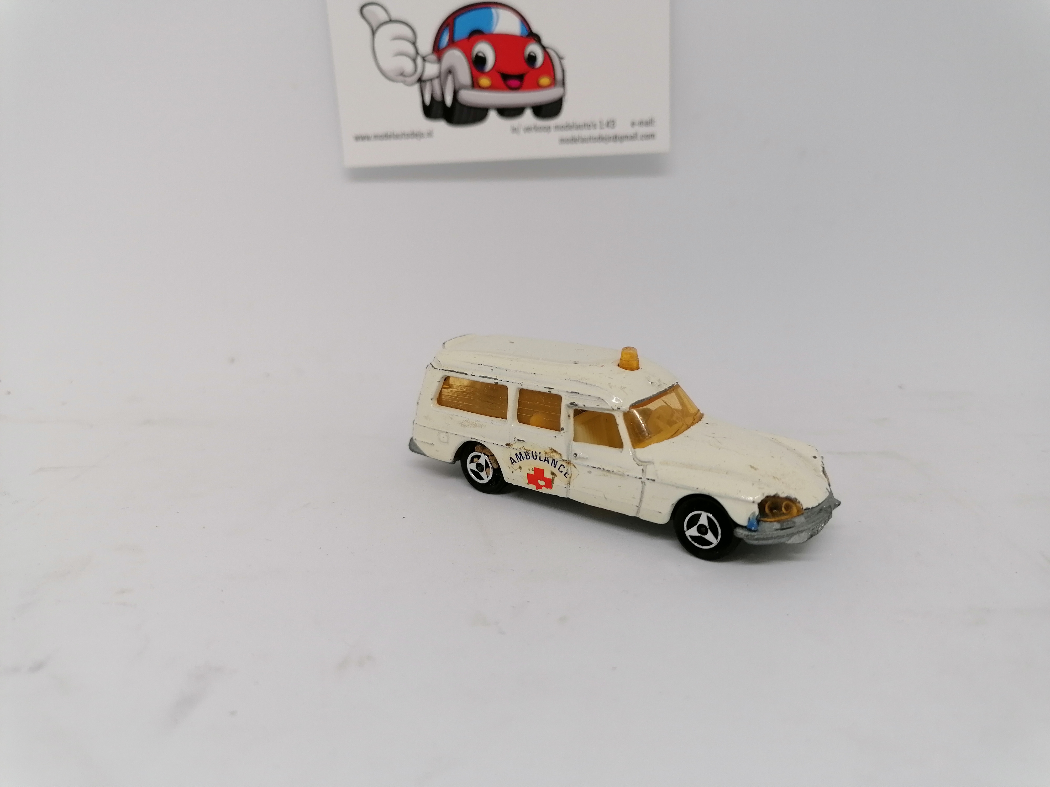 Citroen DS21 Ambulance