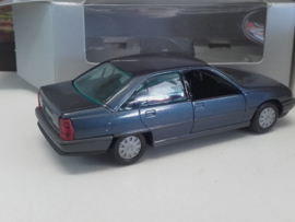 Opel Omega A sedan