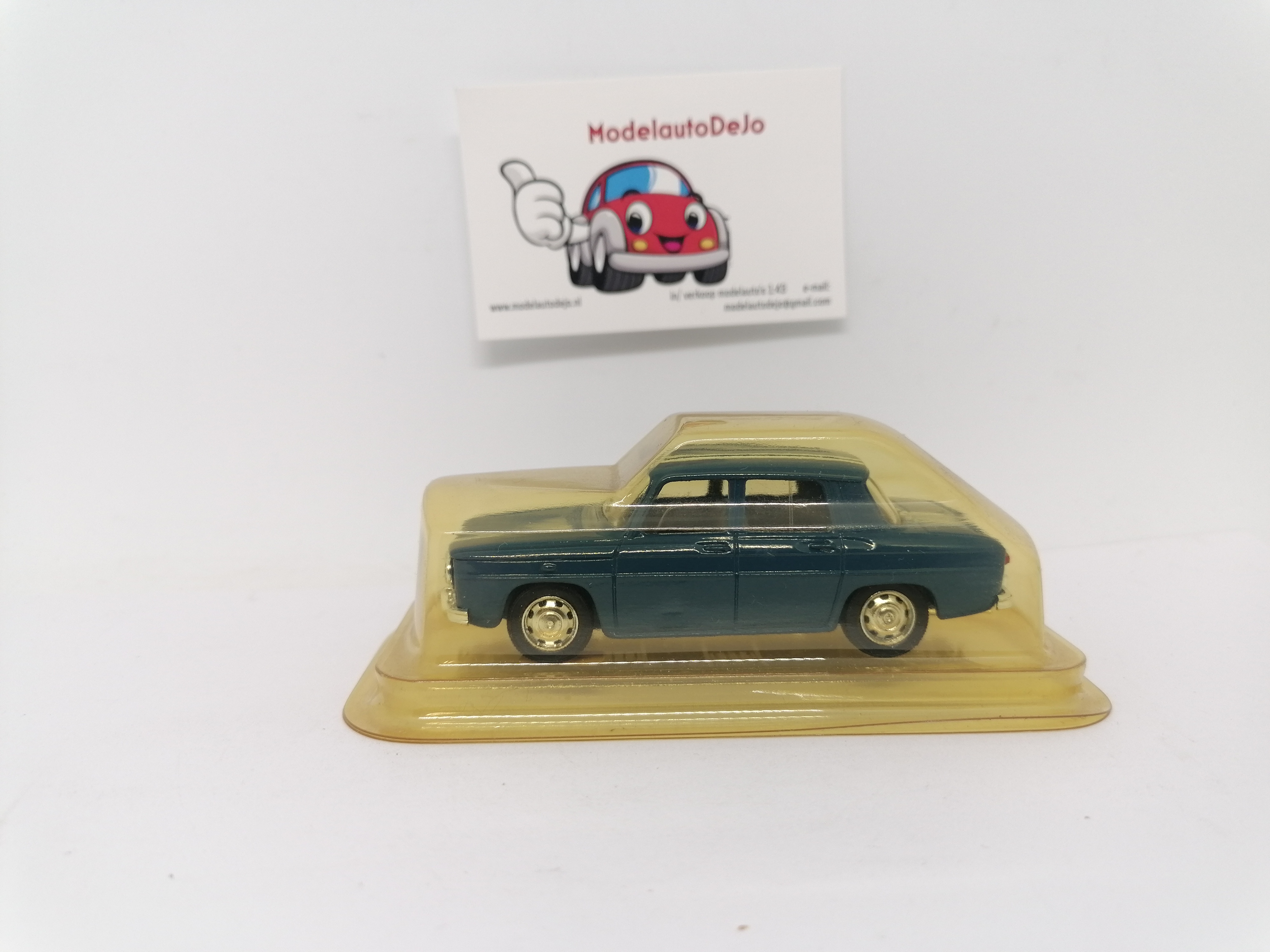 Renault 8