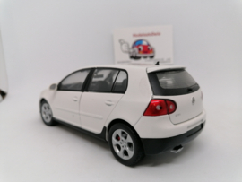 Volkswagen Golf GTI mk5