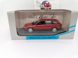 Audi A4 Avant 1995 B5 rood
