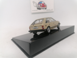 Opel Kadett D  5deurs hatchback bruin